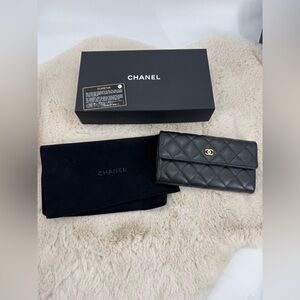 Chanel Caviar Quilted Large Guess Flap Wallet Black